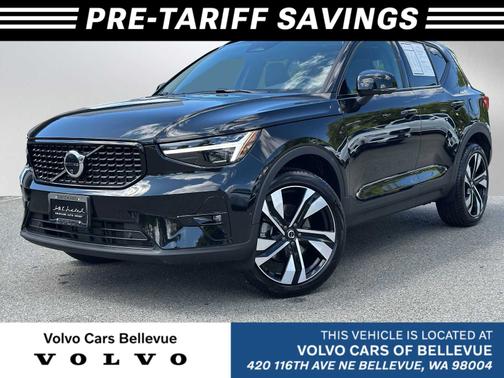 2024 Volvo XC40 B5 Plus Dark