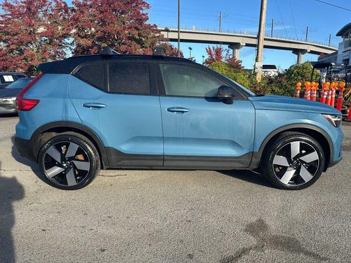 2023 Volvo XC40 Recharge Pure Electric Ultimate
