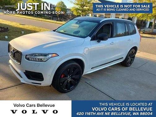 2024 Volvo XC90 T8 Ultimate Bright 7-Seater