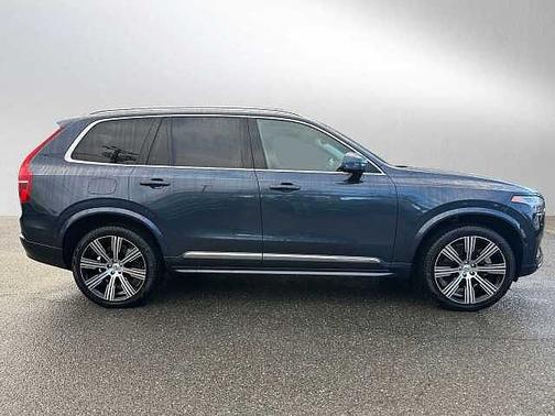 2024 Volvo XC90 T8 Ultimate 6-Seater