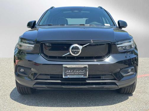 2021 Volvo XC40 Recharge Pure Electric P8