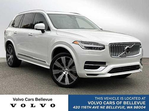 2023 Volvo XC90 Plus