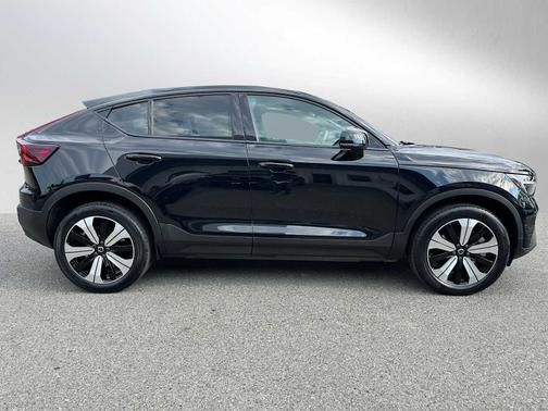 2023 Volvo C40 Recharge Pure Electric Twin Plus