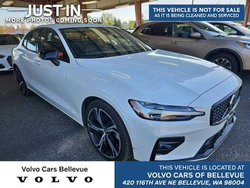 2024 Volvo S60 B5 Core Dark