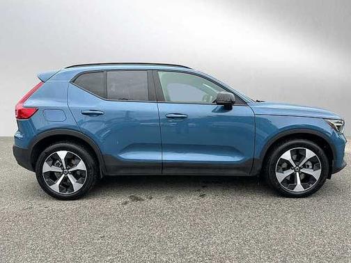 Fjord Blue 2025 Volvo XC40 Plus