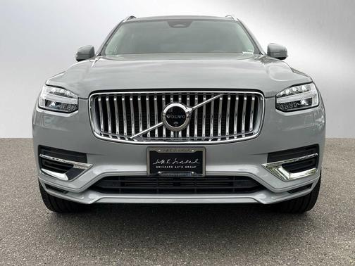 2024 Volvo XC90 Recharge Plug-In Hybrid T8 Ultimate Bright 7-Seater
