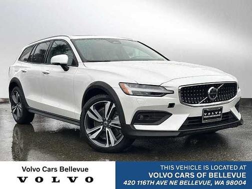 2025 Volvo V60 Cross Country Plus