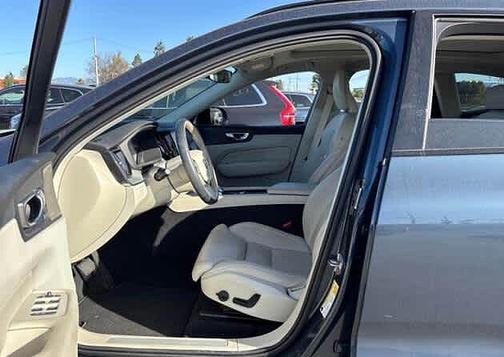 2025 Volvo XC60 Ultra