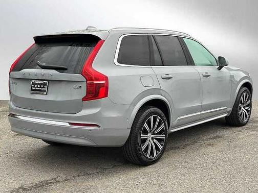 2025 Volvo XC90 Plus