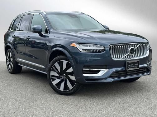 2023 Volvo XC90 Recharge Plug-In Hybrid Ultimate Bright 7-Seater