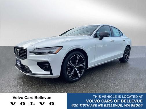 2024 Volvo S60 B5 Core Dark