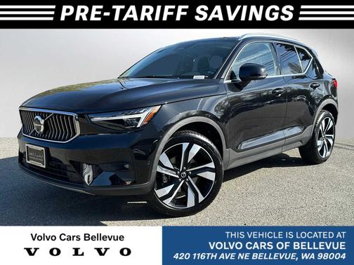 2024 Volvo XC40 B5 Plus Bright