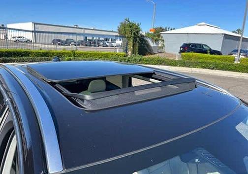 2023 Volvo XC60 B5 AWD Ultimate Bright