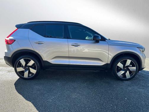 2023 Volvo XC40 Recharge Pure Electric Ultimate