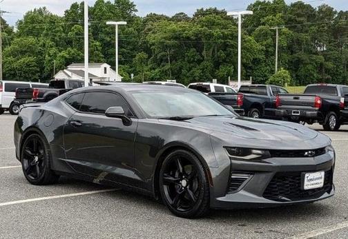 Photo 4 of 26 of 2016 Chevrolet Camaro 2SS