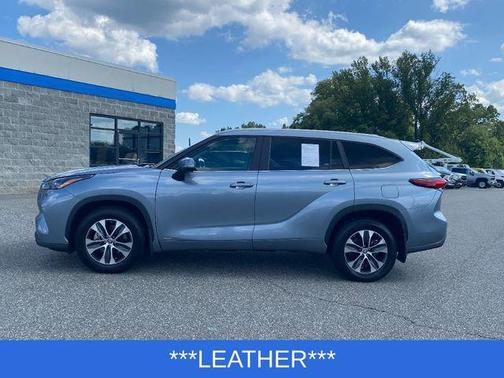 2023 Toyota Highlander Hybrid XLE