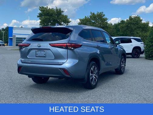 2023 Toyota Highlander Hybrid XLE