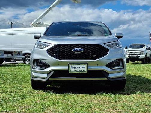 2021 Ford Edge ST