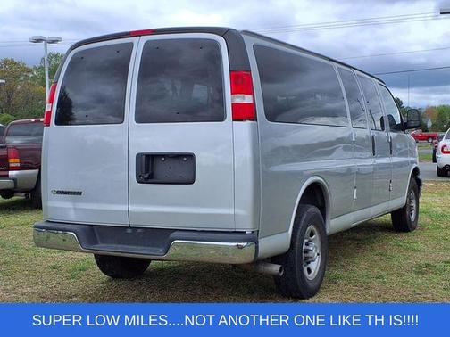 2018 Chevrolet Express 3500 LT