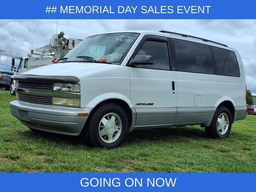 2000 Chevrolet Astro Base