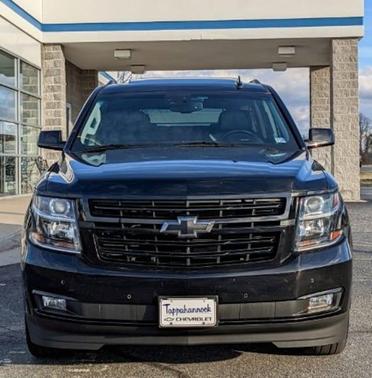 Photo 2 of 31 of 2018 Chevrolet Suburban LT