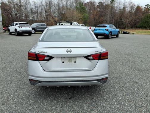 2023 Nissan Altima 2.5 SV