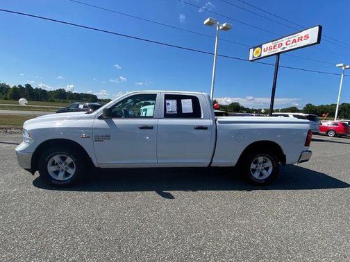 2022 RAM 1500 Classic SLT
