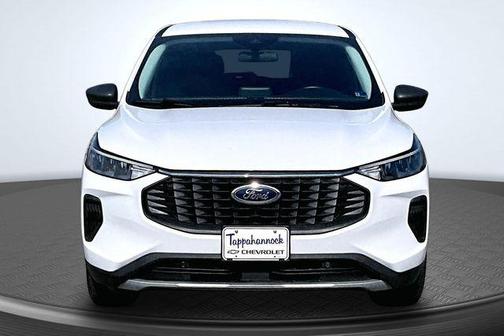 Oxford White 2023 Ford Escape Active