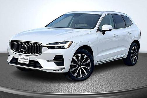 2023 Volvo XC60 B5 Plus Bright Theme