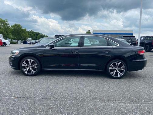 2021 Volkswagen Passat 2.0T SE