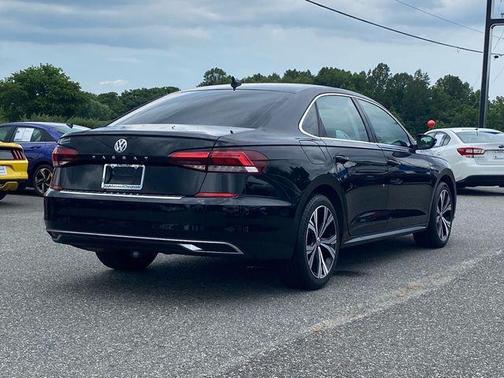 2021 Volkswagen Passat 2.0T SE