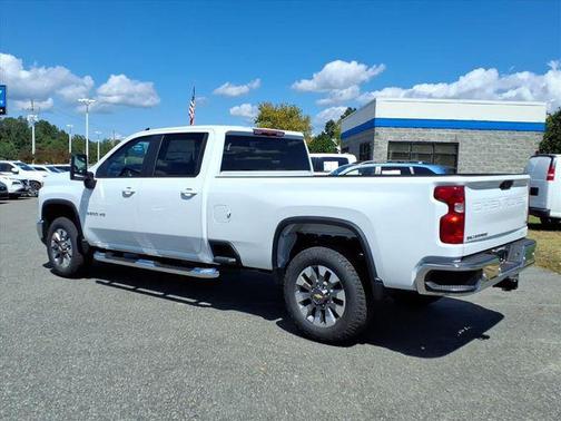 2025 Chevrolet Silverado 3500 LT