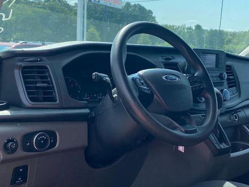 2022 Ford Transit-350 Base