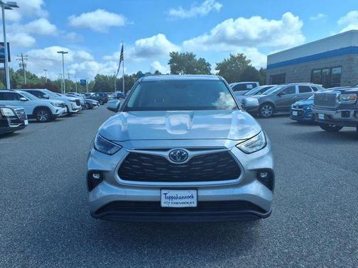 2024 Toyota Highlander Hybrid LE