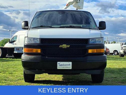 2022 Chevrolet Express 2500 RWD 2500 Regular Wheelbase WT