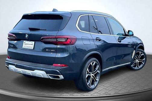 Arctic Grey Metallic 2022 BMW X5 xDrive40i