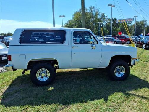 1990 Chevrolet Blazer Base