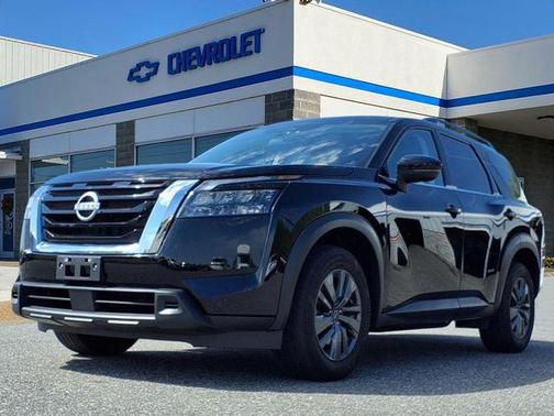 2024 Nissan Pathfinder SV 4WD
