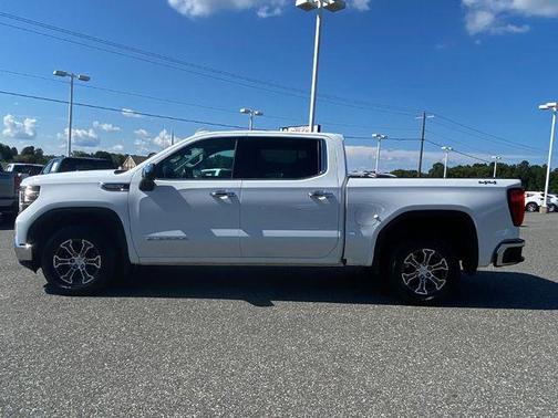 Summit White 2024 GMC Sierra 1500 SLT