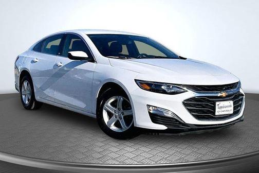 Summit White 2024 Chevrolet Malibu 1LS