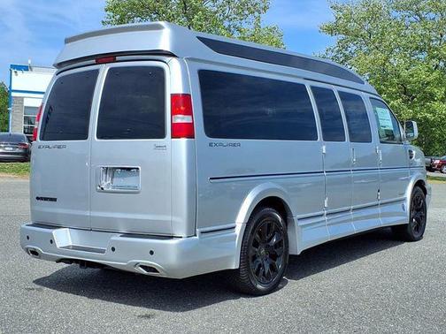 2025 Chevrolet Express 2500 RWD 2500 Extended Wheelbase WT