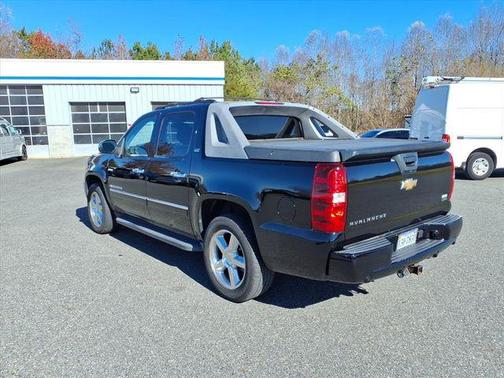 2011 Chevrolet Avalanche 1500 LTZ