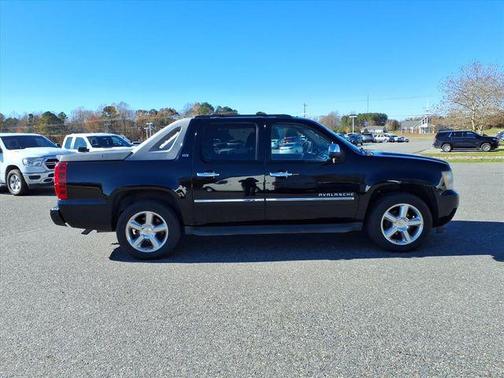 2011 Chevrolet Avalanche 1500 LTZ