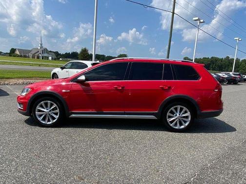 2017 Volkswagen Golf Alltrack TSI SEL