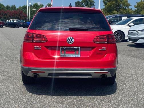 2017 Volkswagen Golf Alltrack TSI SEL