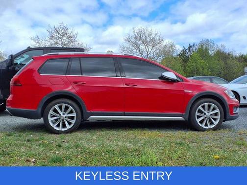 2017 Volkswagen Golf Alltrack TSI SEL