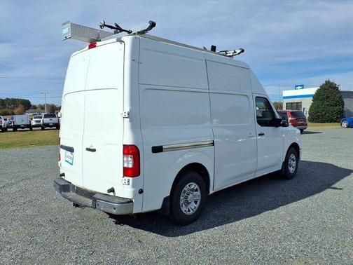 2021 Nissan NV Cargo NV3500 HD S V8