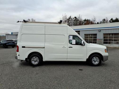 2021 Nissan NV Cargo NV3500 HD S V8