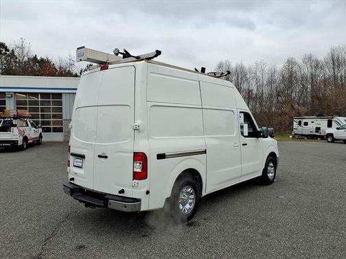 2021 Nissan NV Cargo NV3500 HD S V8