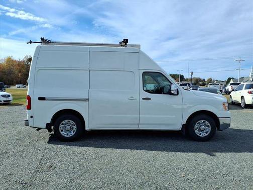 2021 Nissan NV Cargo NV3500 HD S V8